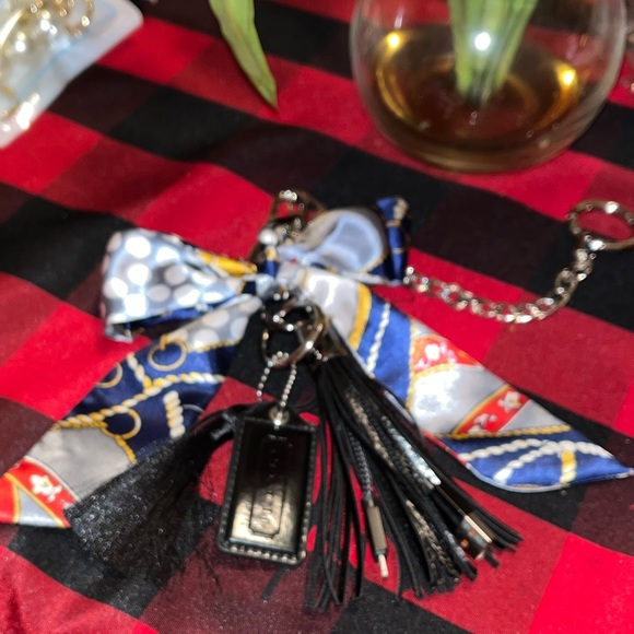 Coach Tag, Twilly & Tassel w/Charger Purse Charm - Picture 6 of 9